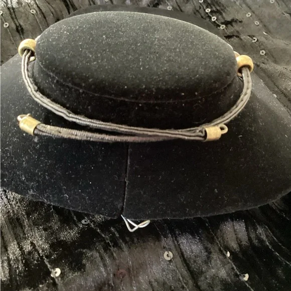 Gold and Brown Statement Necklace with Circular Pendants - Picture 4 of 4